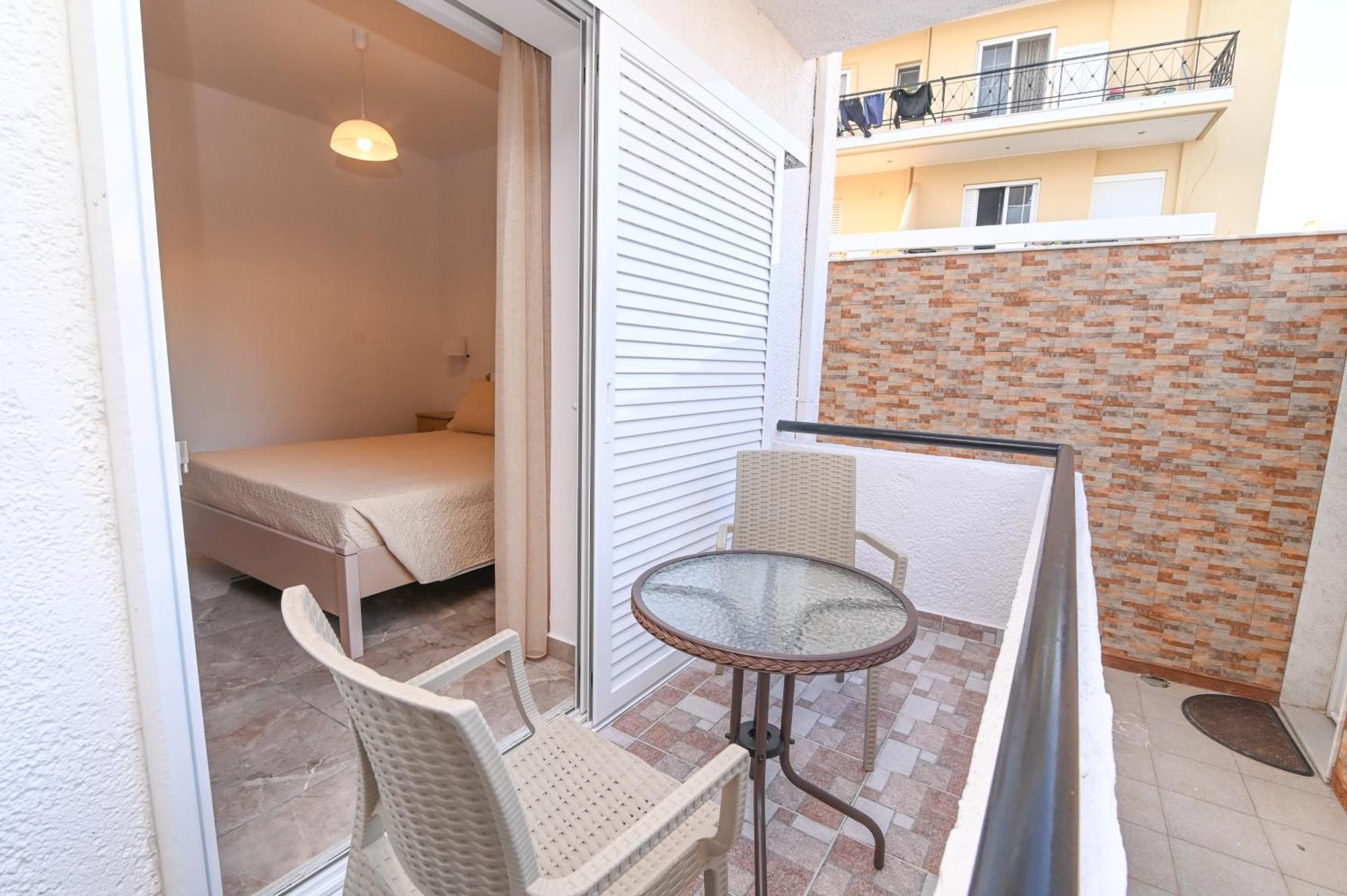 Sindy'S House Apartment Ampavris Ngoại thất bức ảnh